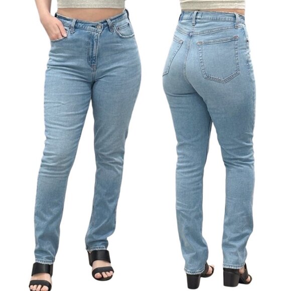 Abercrombie & Fitch The ‘90s Slim Straight Ultra High Rise Asymmetrical Jeans - Picture 1 of 15
